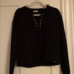 Black sweatshirt with front cross ties